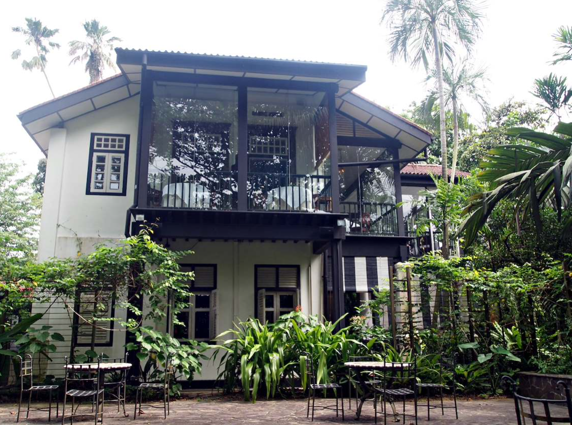Front facade of 1 Cluny Road